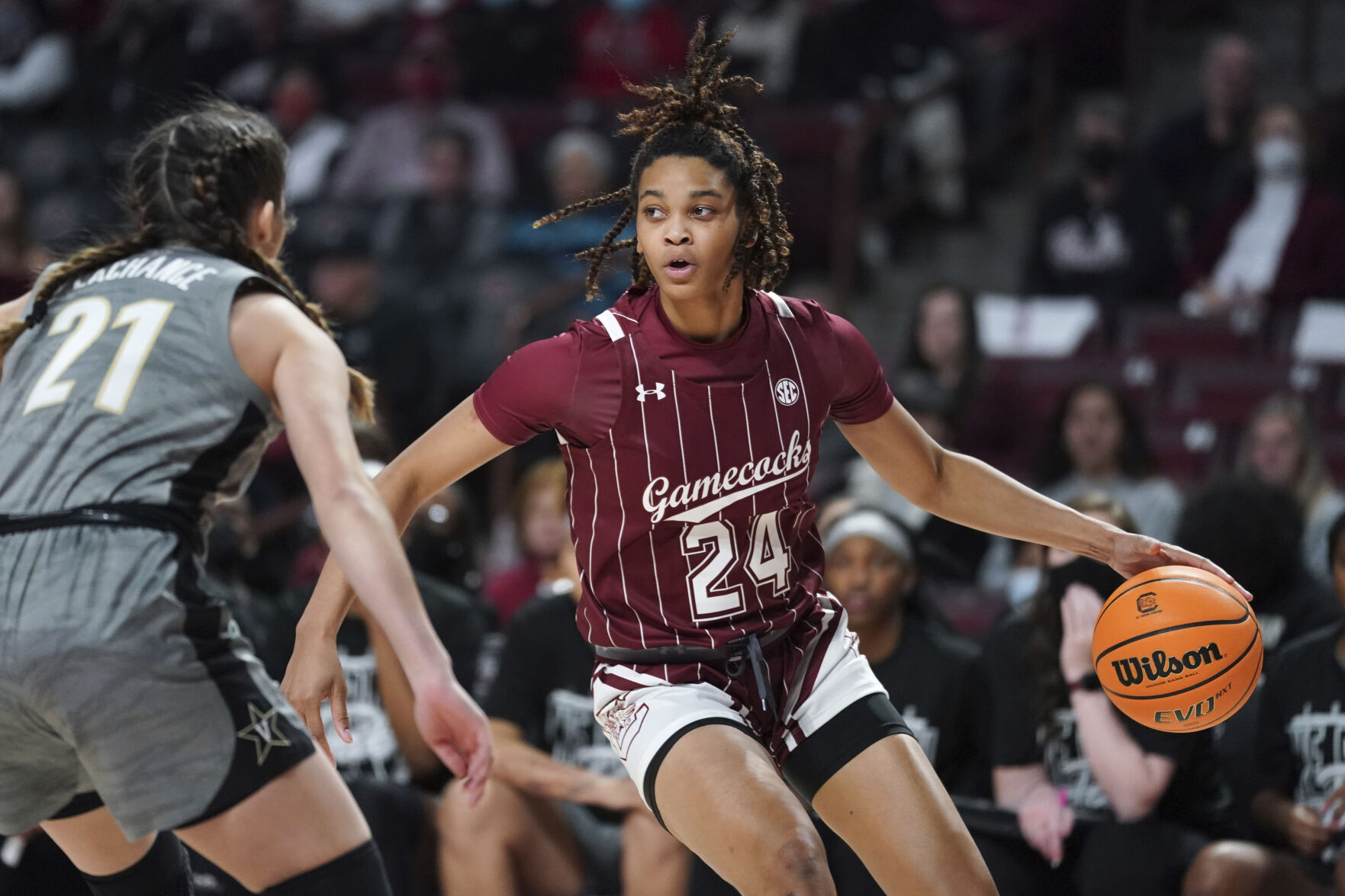 No. 1 Gamecocks throttle Vanderbilt in return from bye week